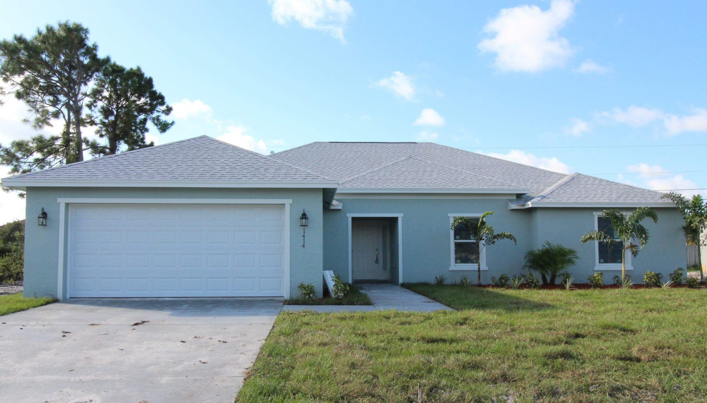 Property Photo:  4207 SW Daemon Street  FL 34953 