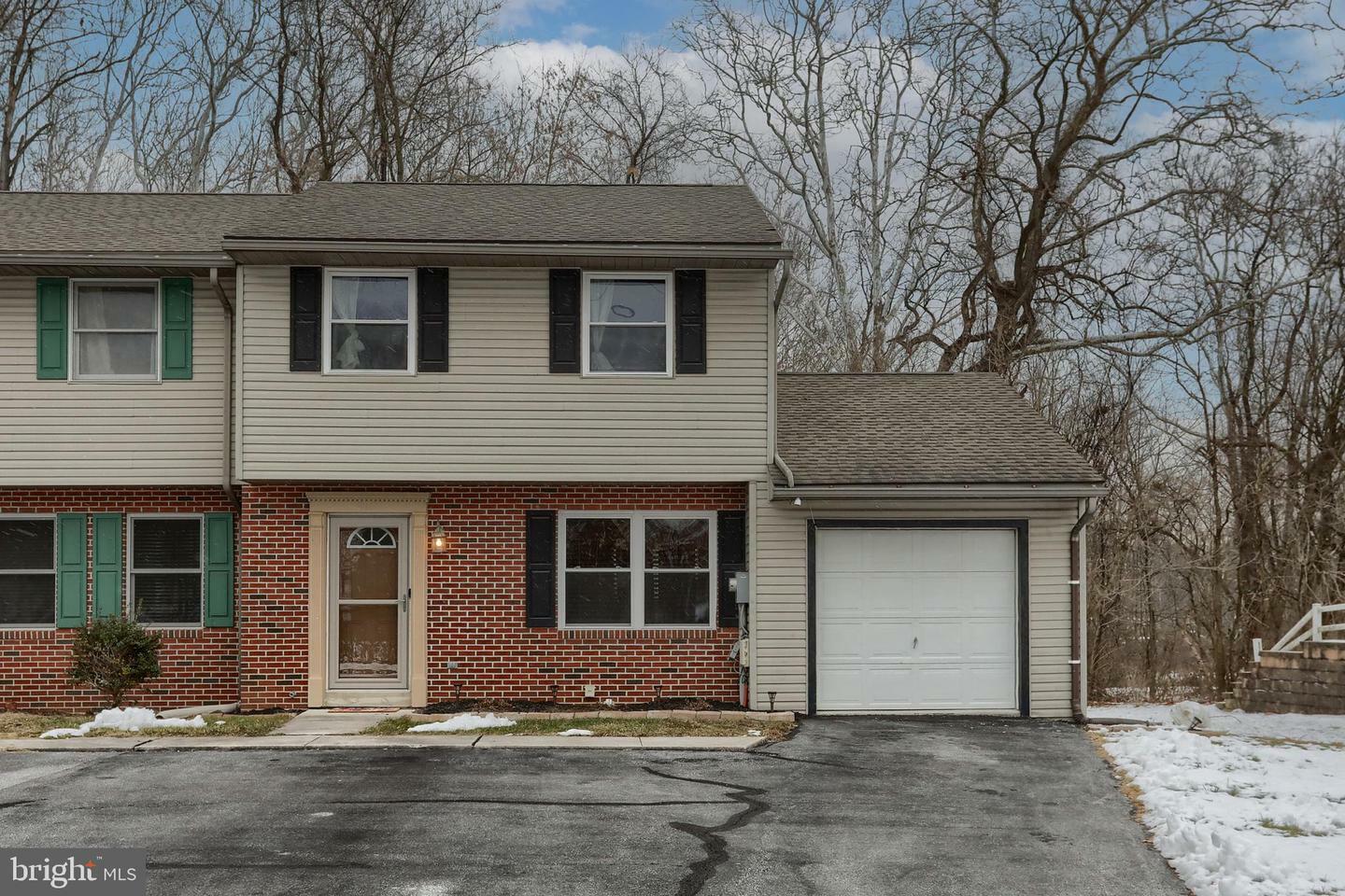 Property Photo: 9101 Joyce Lane PA 17036