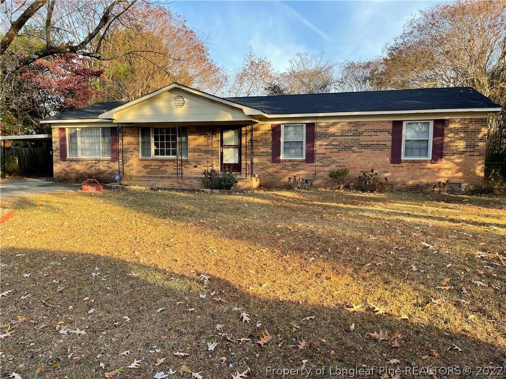 Property Photo: 1444 Larkhall Drive NC 28304