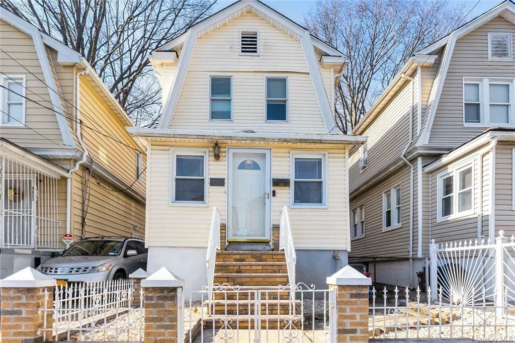 Property Photo:  4425 Edson Avenue  NY 10466 