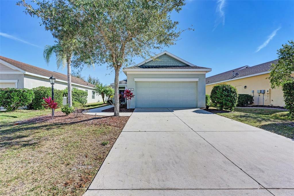 Property Photo:  4919 Boston Common Glen  FL 34211 