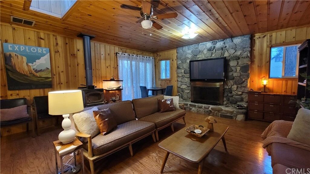 Property Photo: 39588 Prospect Drive CA 92339