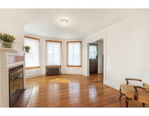 Property Photo: 719 Fellsway MA 02155