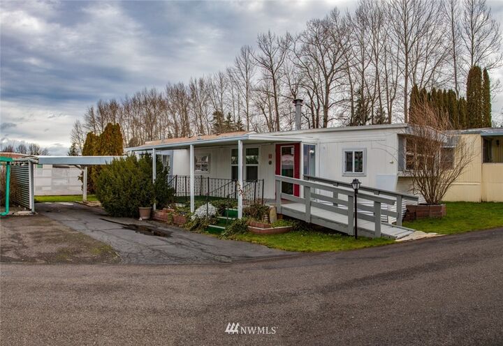 1200 Lincoln Street 138  Bellingham WA 98229 photo