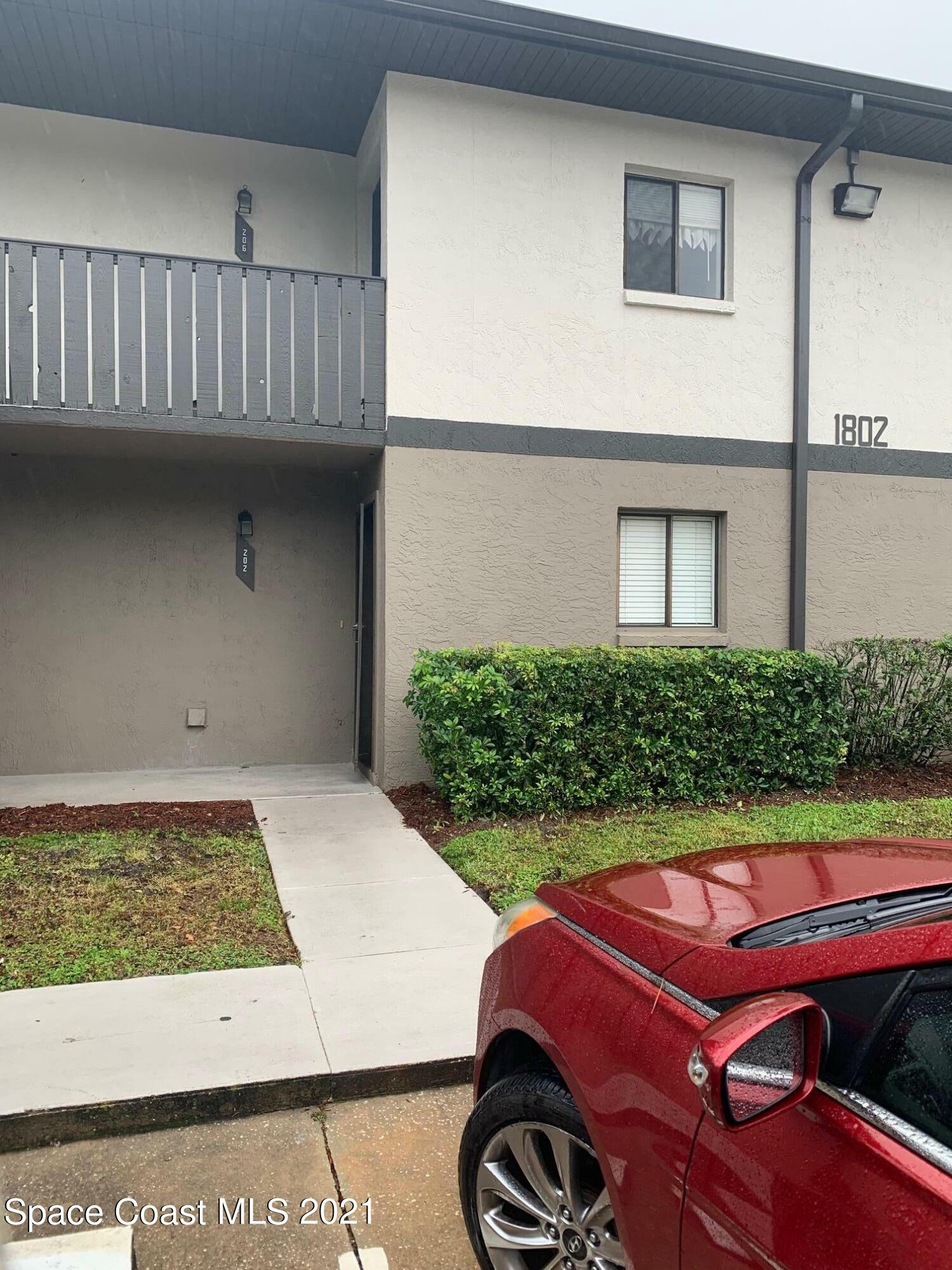 Property Photo: 1802 University Lane FL 32922