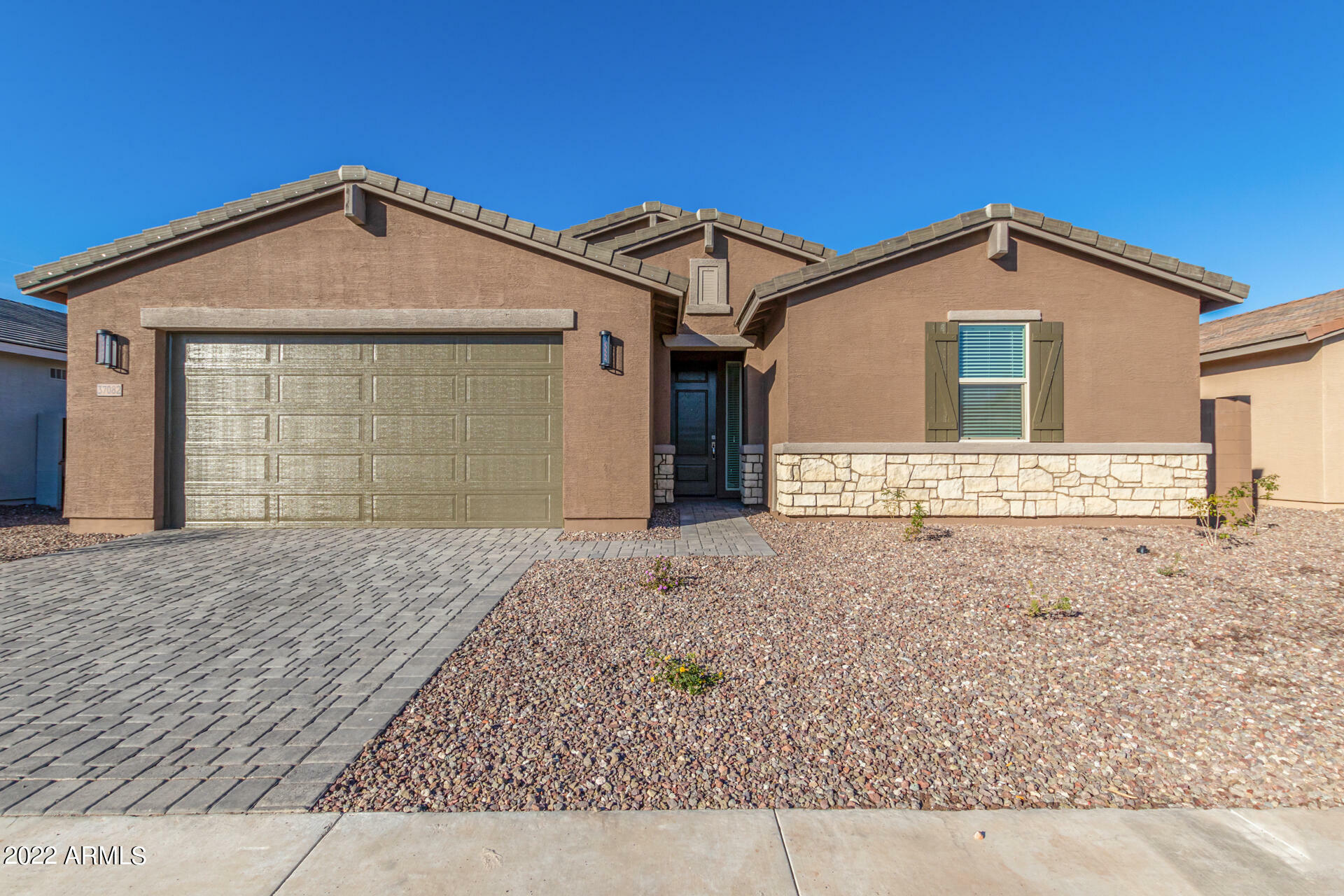 Property Photo:  37082 N Rhinelander Drive  AZ 85140 