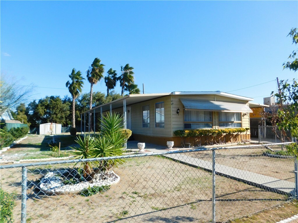 Property Photo:  14180 Vista Grande Drive  CA 92508 