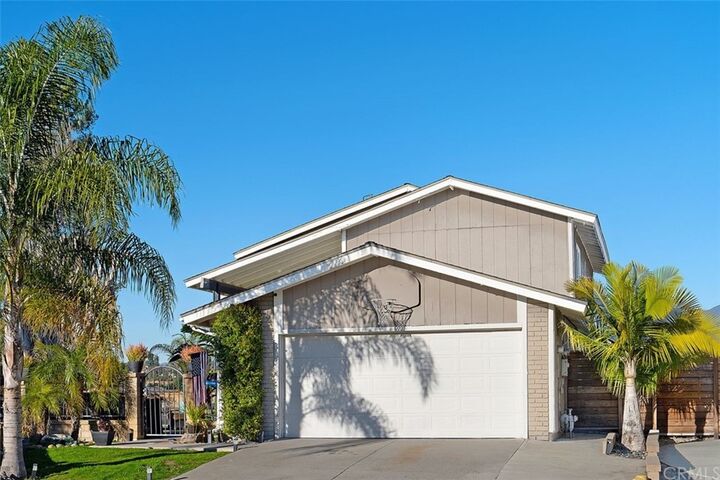 Property Photo:  28391 Daroca  CA 92692 