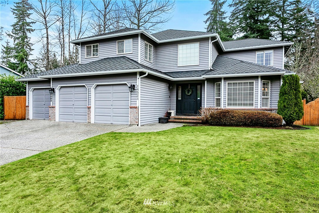 Property Photo:  14523 Cascade Drive SE  WA 98296 