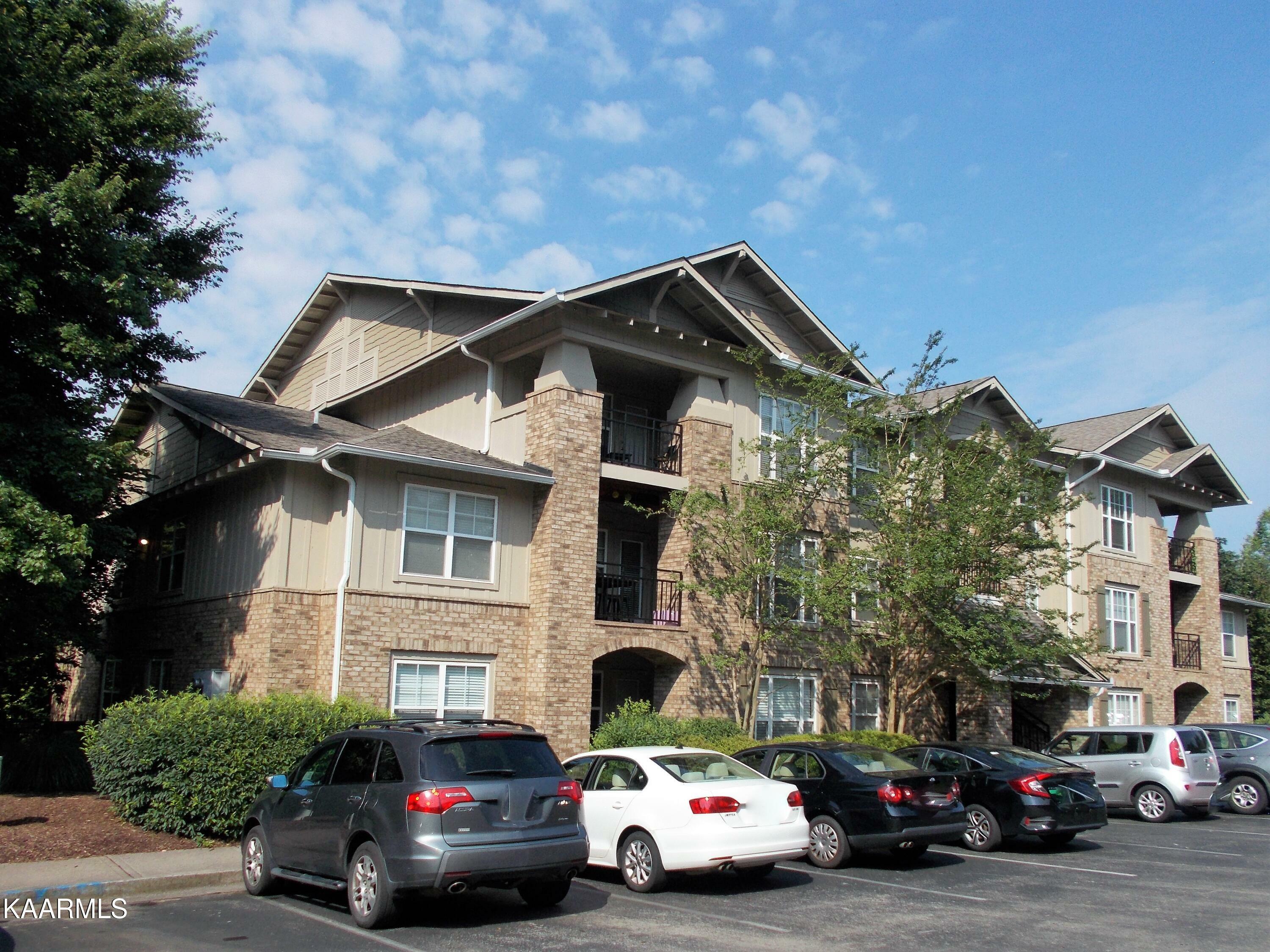3934 Cherokee Woods Way 301  Knoxville TN 37920 photo