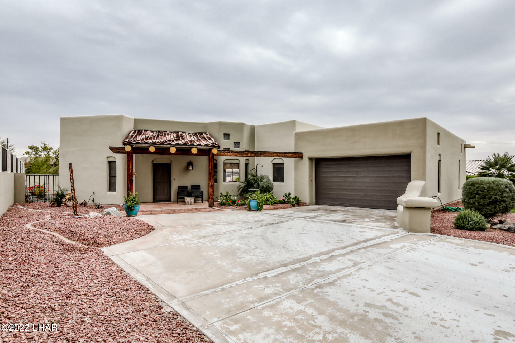 Property Photo:  580 Rolling Hills Dr  AZ 86406 