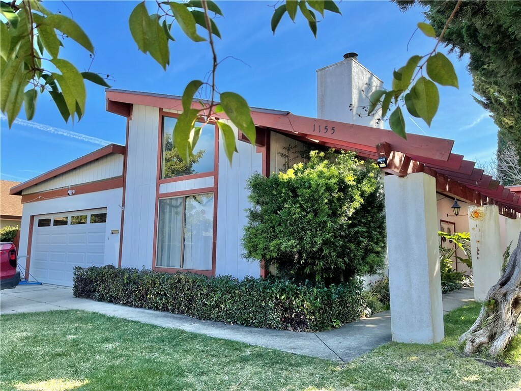 Property Photo:  1155 Oceanaire Drive  CA 93405 