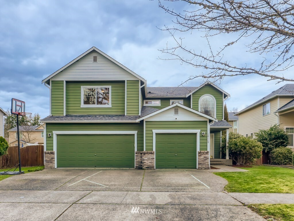 Property Photo:  18110 SE 247th Street  WA 98042 