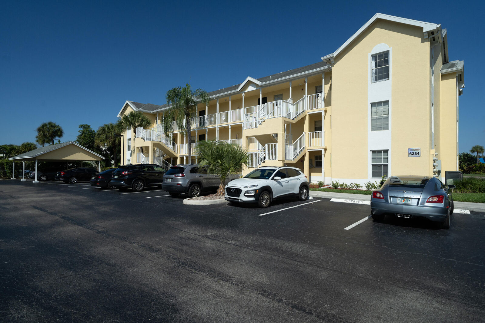 Property Photo: 6284 La Costa Drive M FL 33433