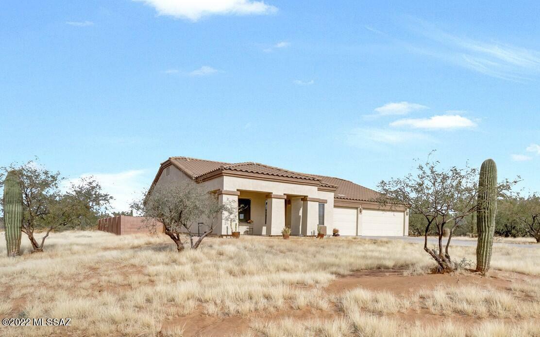 Property Photo: 3225 E Glacier Lane AZ 85629