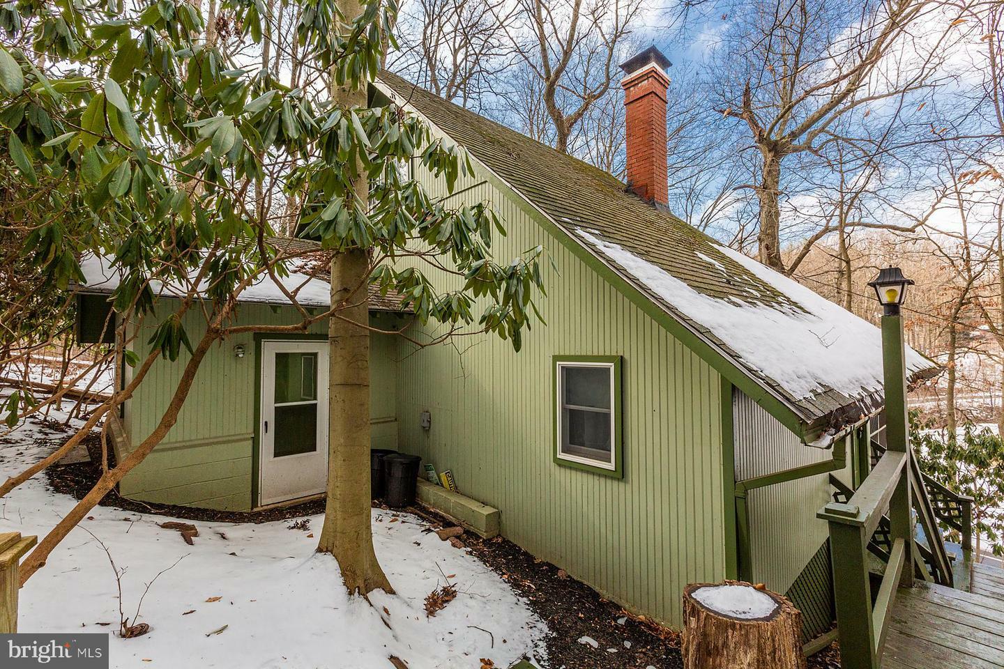 Property Photo: 428 Pennsylvania Avenue PA 17064