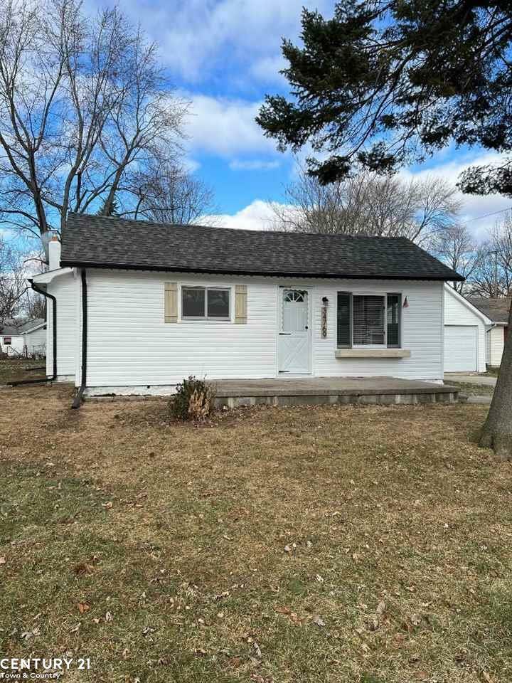 Property Photo:  34769 Benton  MI 48041 