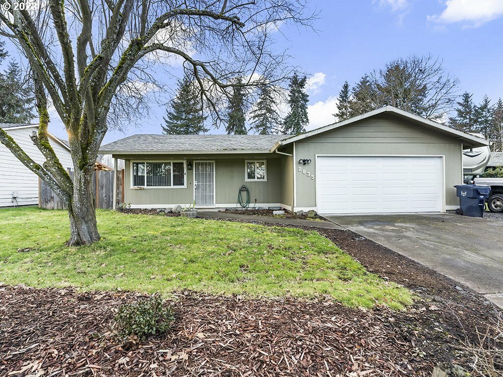 Property Photo:  2835 SW 175th Ave  OR 97003 