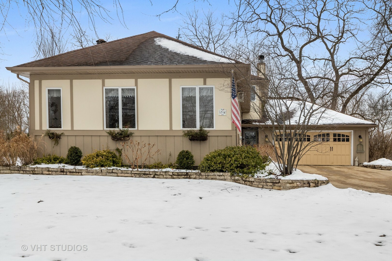 Property Photo:  5714 Fairmount Avenue  IL 60516 