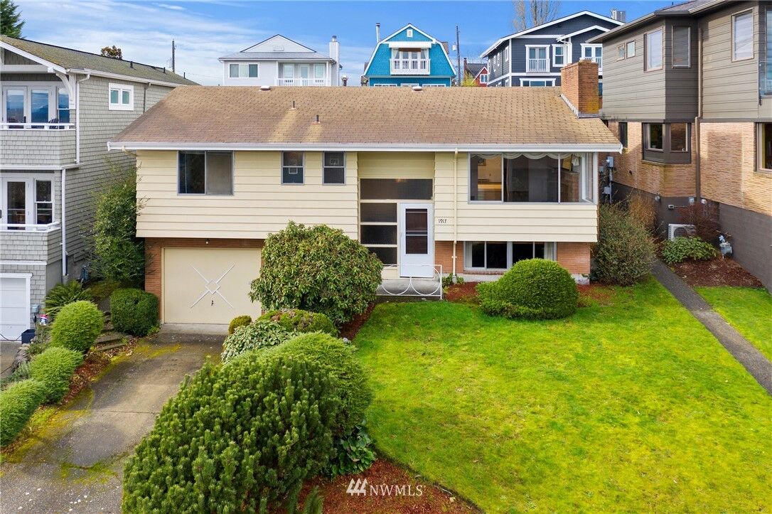 Property Photo:  1917 32nd Avenue S  WA 98144 