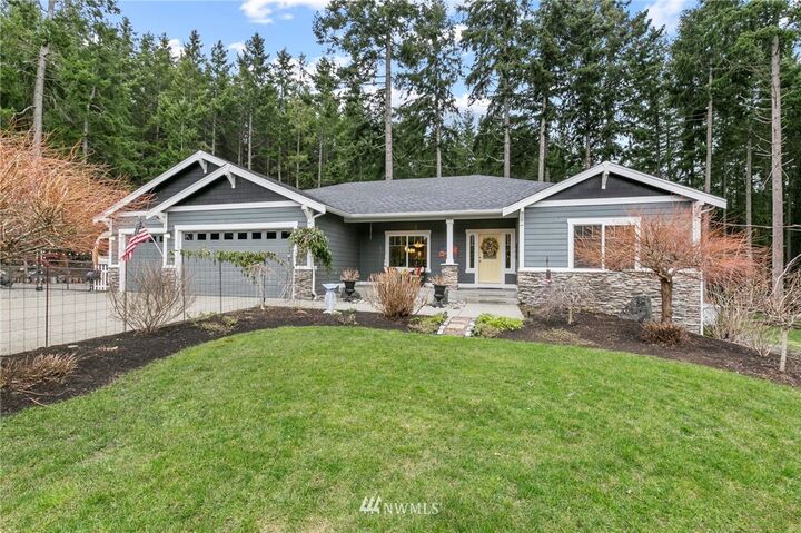 Property Photo: 1415 11th Court WA 98333