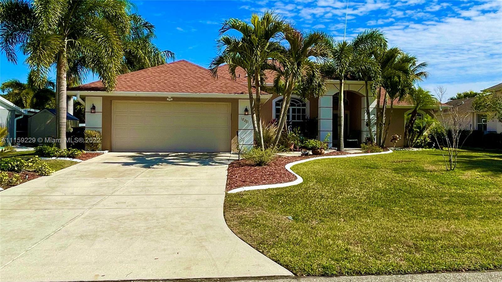 Property Photo:  18281 Wolbrette Cir  FL 33948 