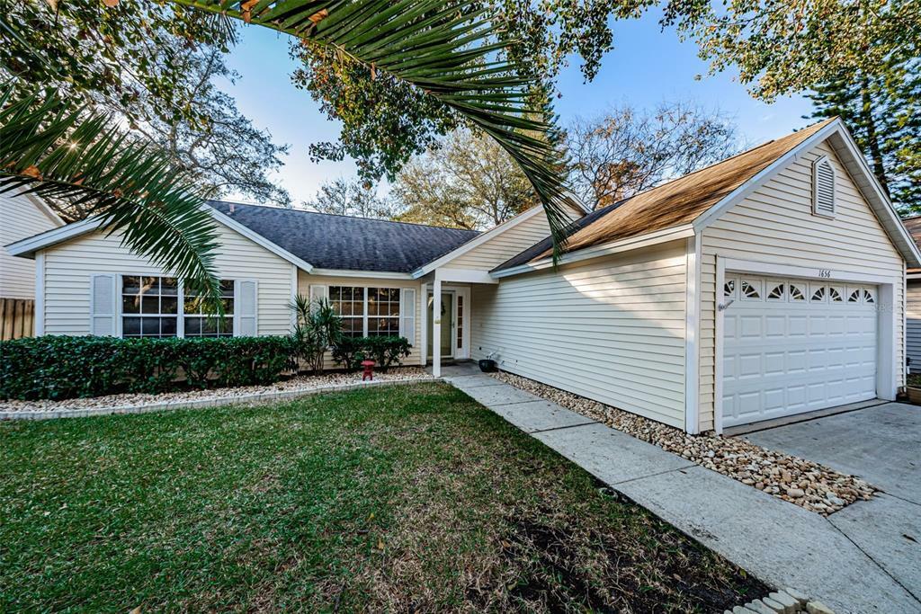 Property Photo:  1656 Countrywood Street  FL 34689 