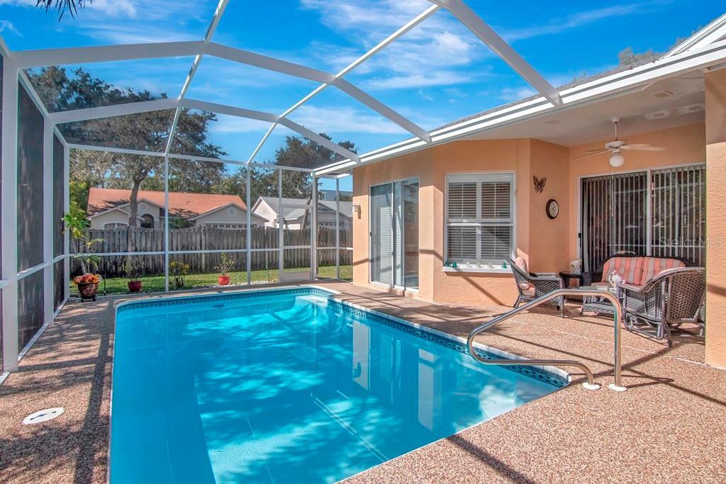 Property Photo:  8360 Wrens Way Pass  FL 33773 