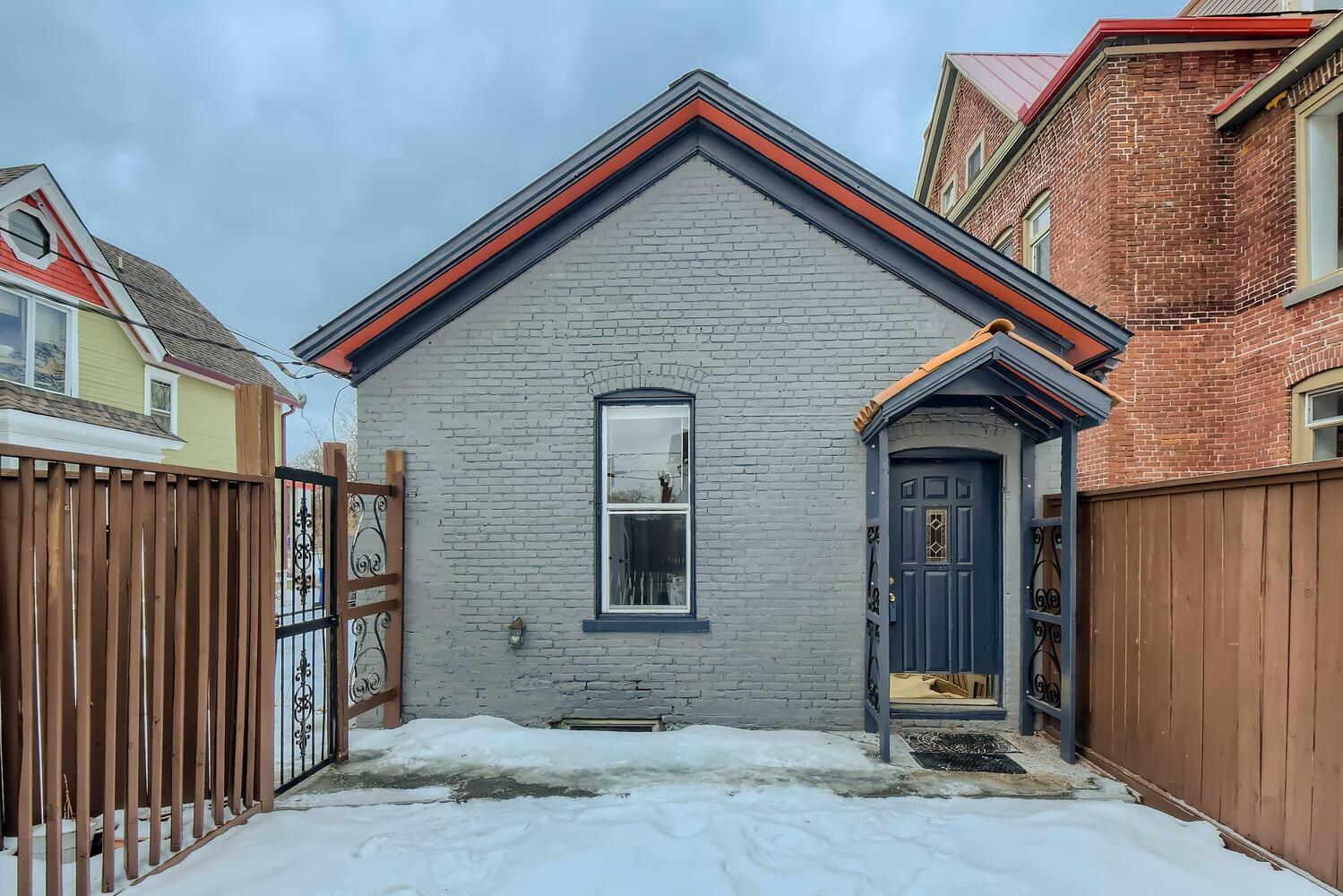 Property Photo: 194 Charles Avenue MN 55103