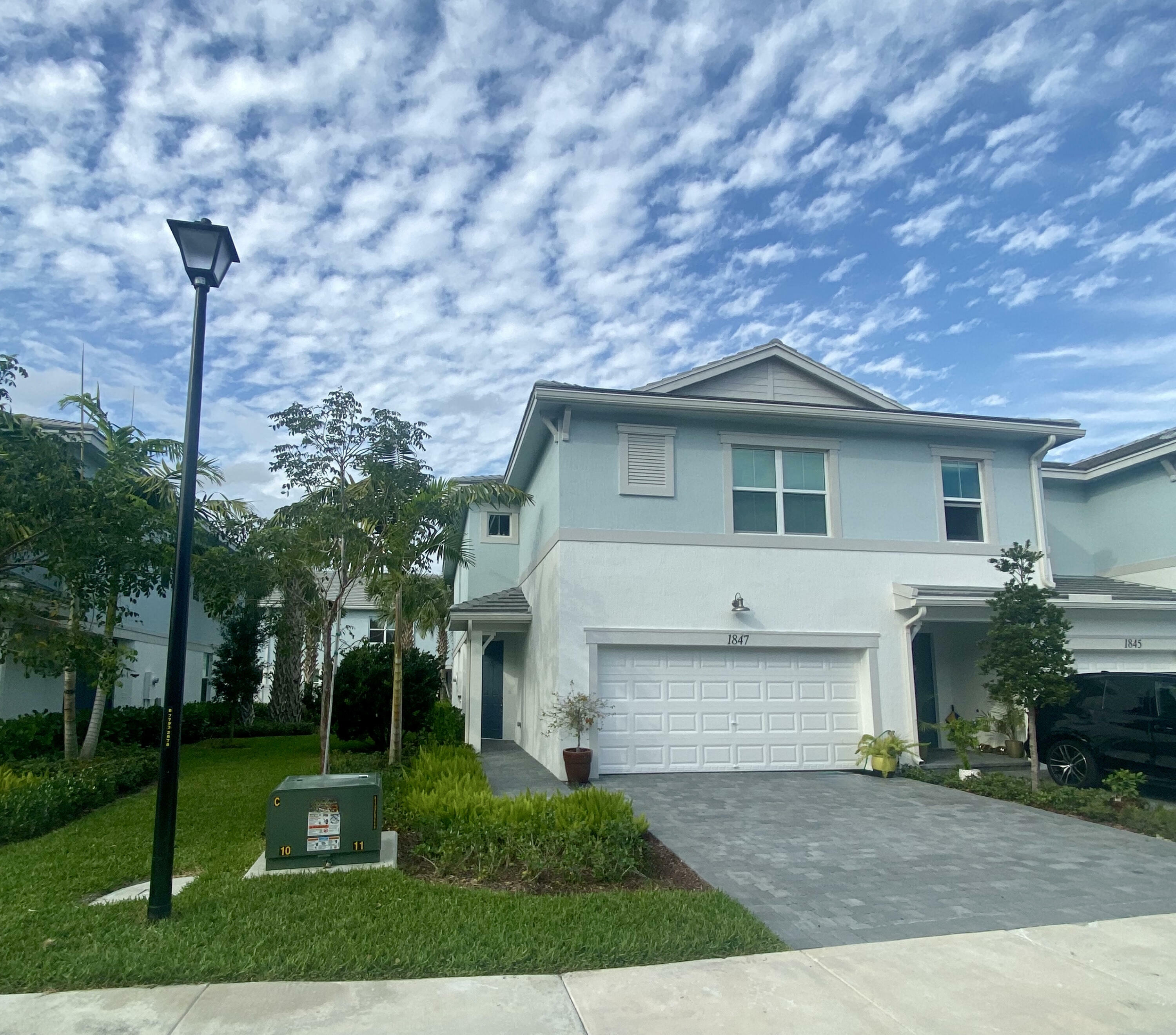 Property Photo:  1847 Sandpiper Pointe Place 1847  FL 33442 