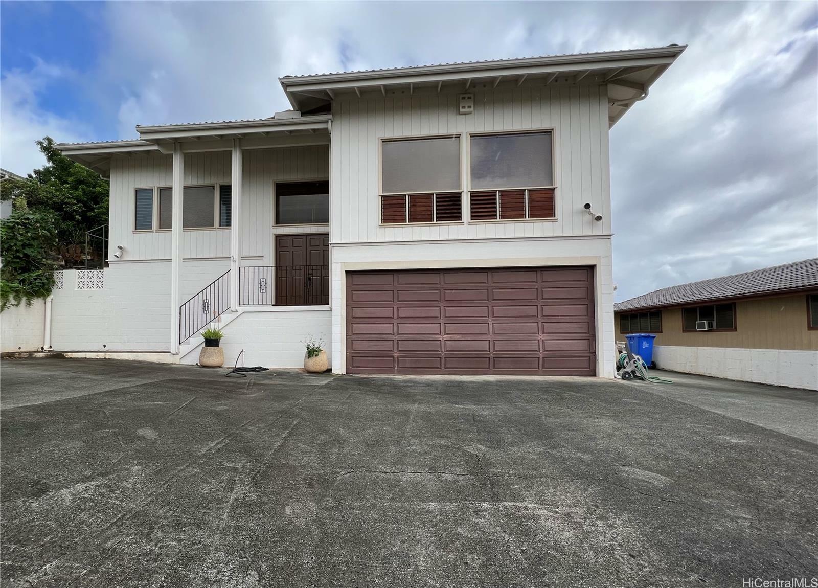 Property Photo:  99-1011 Kahua Place  HI 96701 