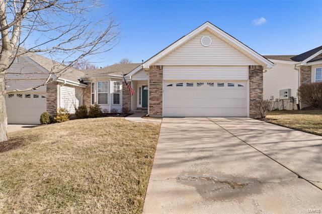 Property Photo: 48 N Trumbull Cir 43C 63301