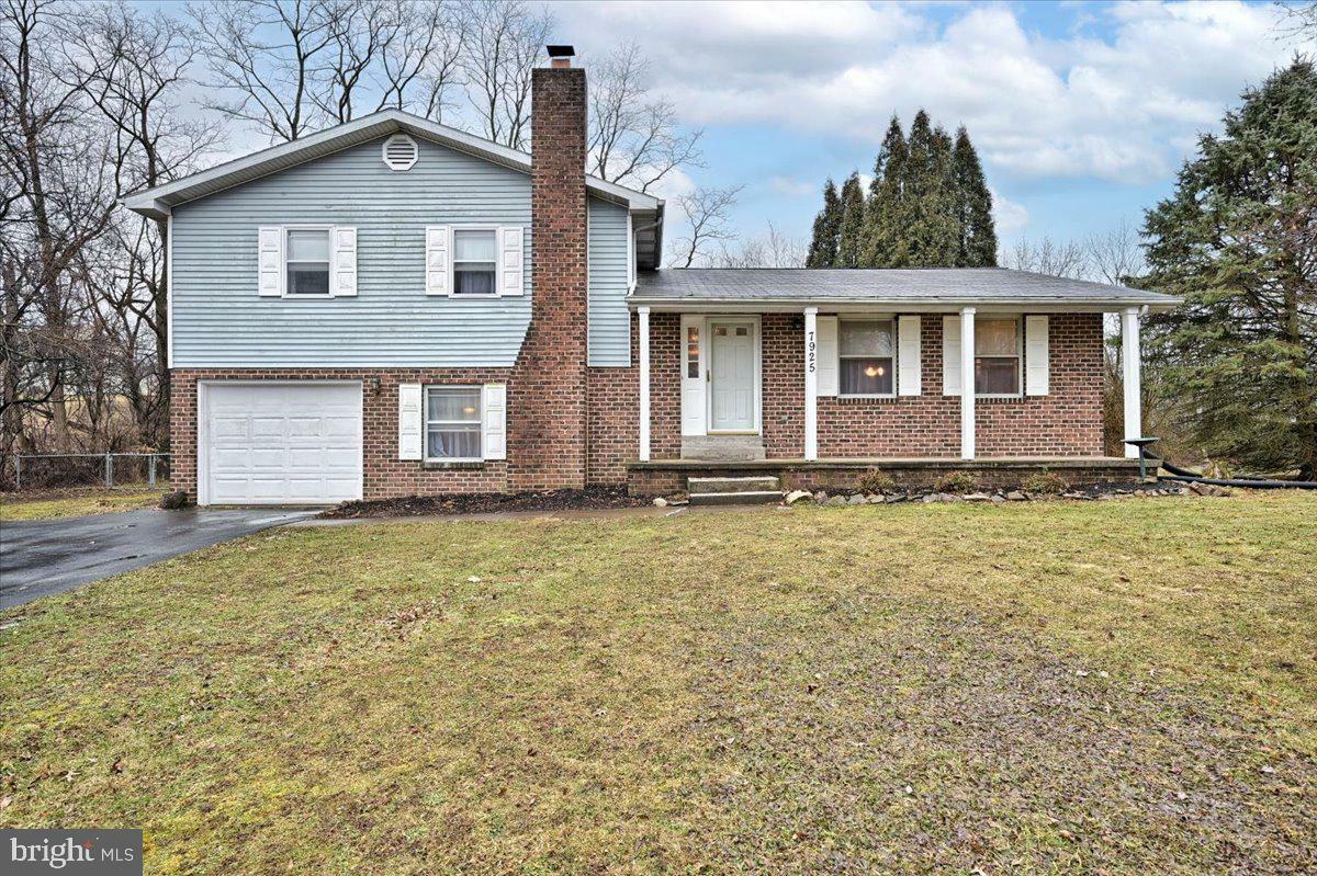 Property Photo:  7925 Rider Lane  PA 17112 