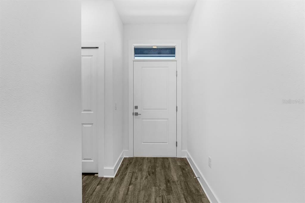 Property Photo: 5205 Eggleston Avenue 101 FL 32810