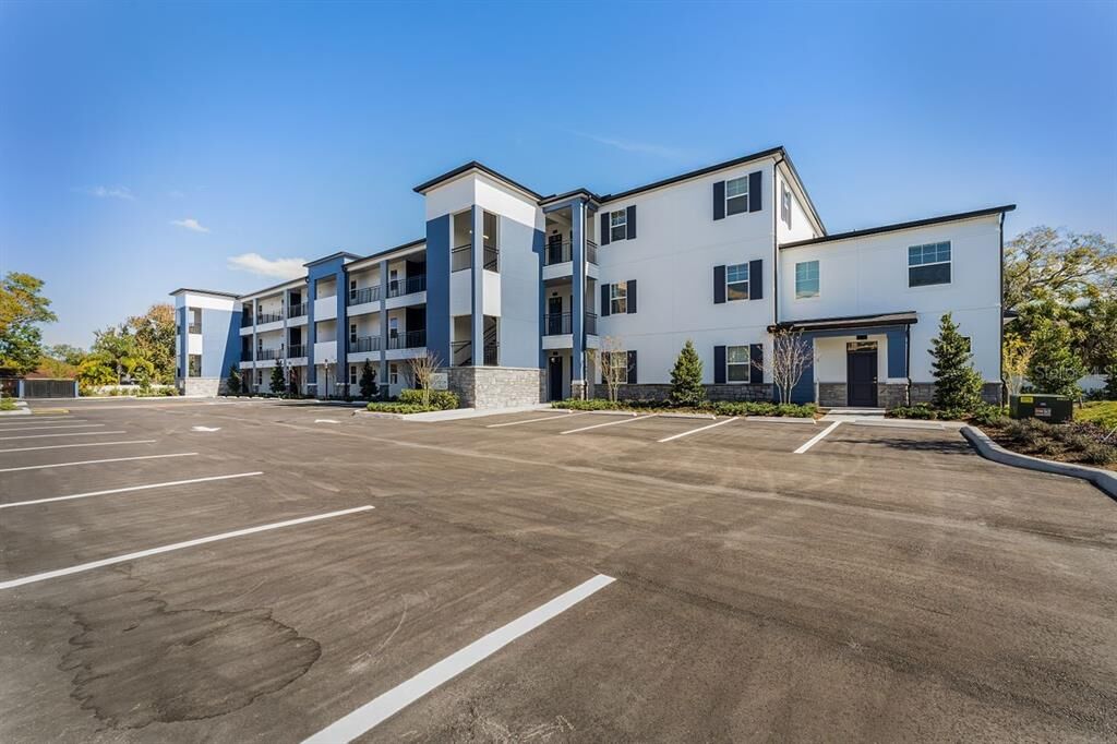 Property Photo:  5205 Eggleston Avenue 204  FL 32810 