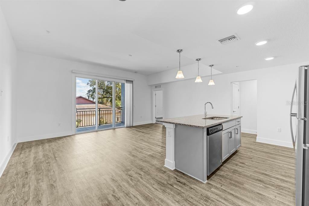 Property Photo: 5205 Eggleston Avenue 205 FL 32810