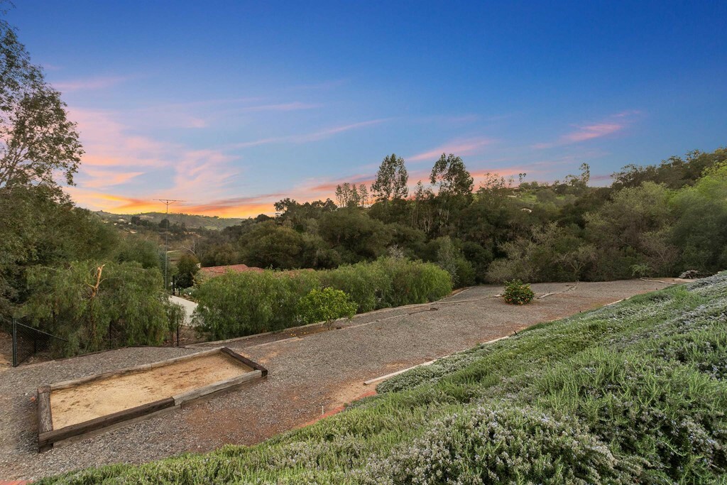 Property Photo: 2915 Via Del Robles CA 92028