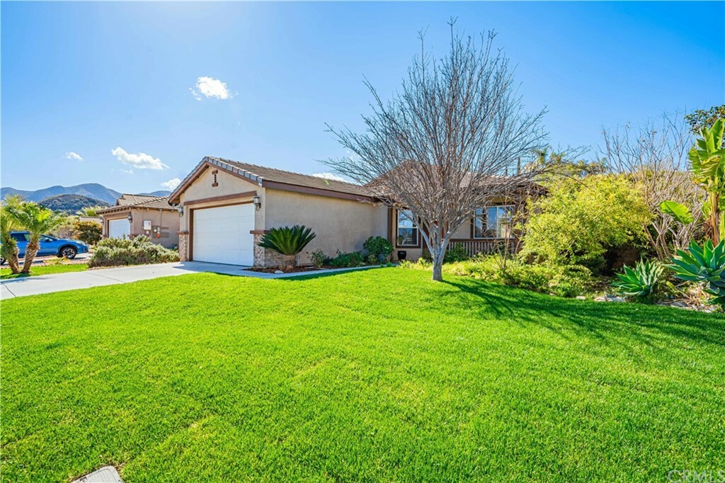 Property Photo:  29427 Falling Leaf Drive  CA 92530 