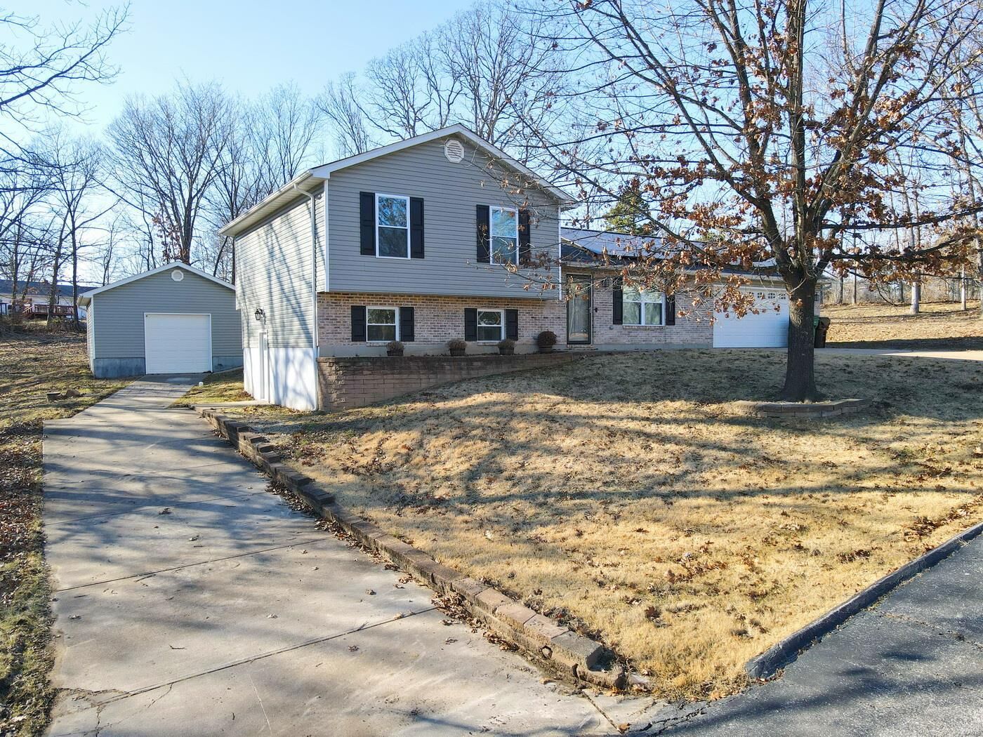 Property Photo:  9381 Oak Leaf Trail  MO 63050 