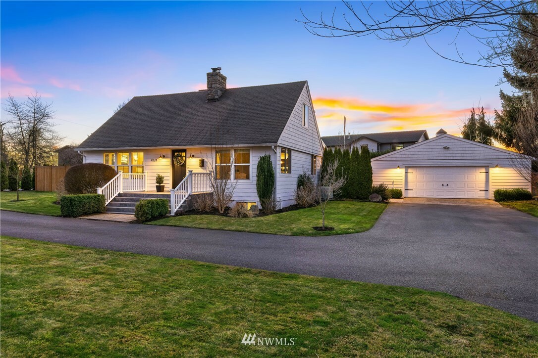 Property Photo:  4324 Sunnyside Boulevard  WA 98270 