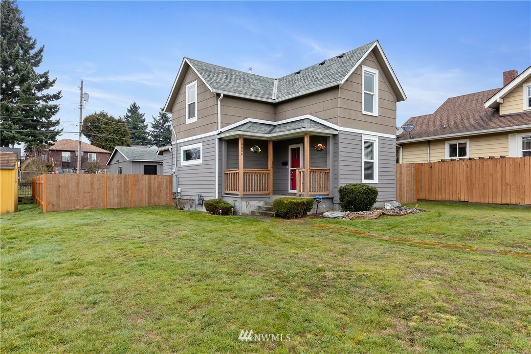 Property Photo:  4626 S D Street  WA 98408 