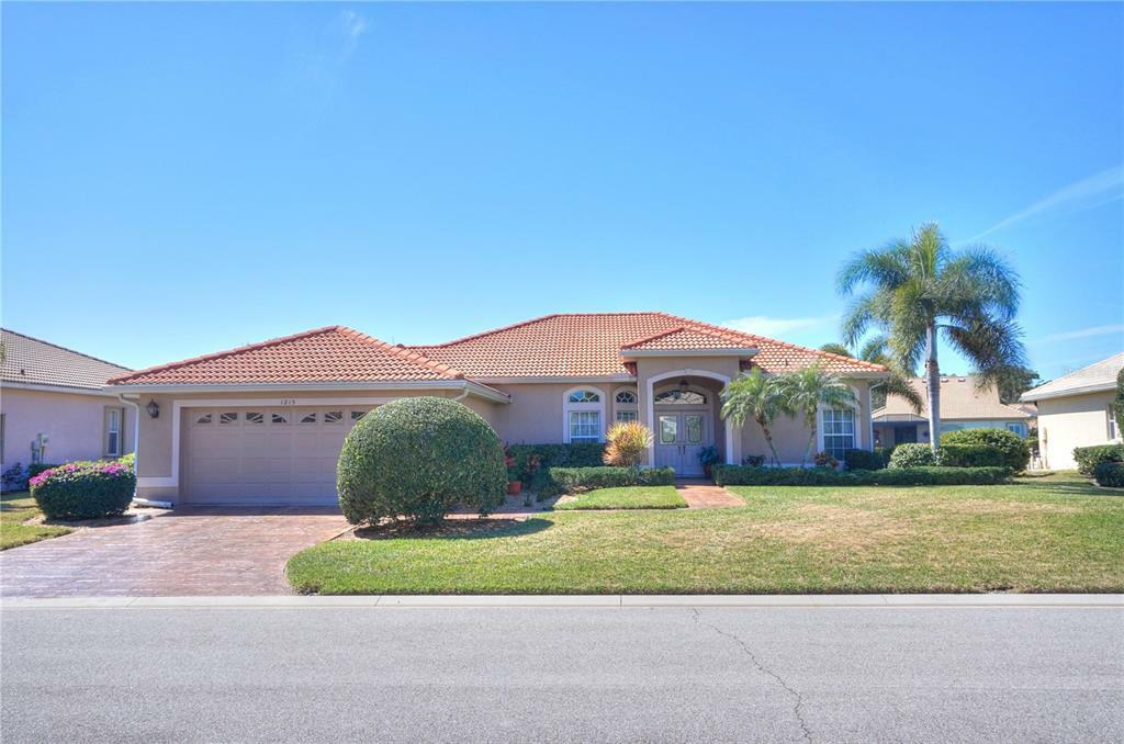 Property Photo: 1215 Silver Lake Court FL 34285