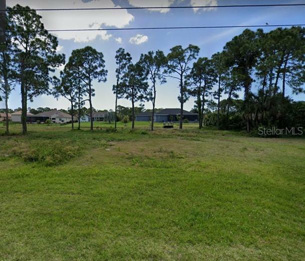 Property Photo:  1139 Rotonda Circle  FL 33947 