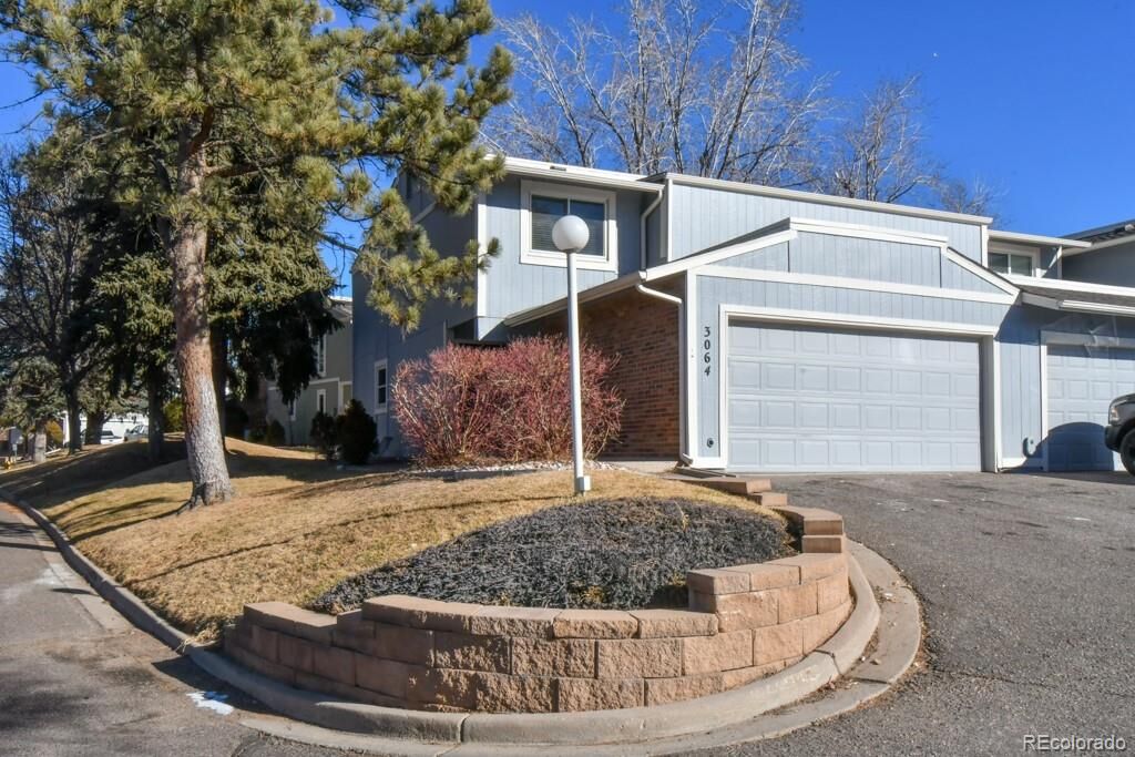 Property Photo:  3064 S Macon Circle  CO 80014 