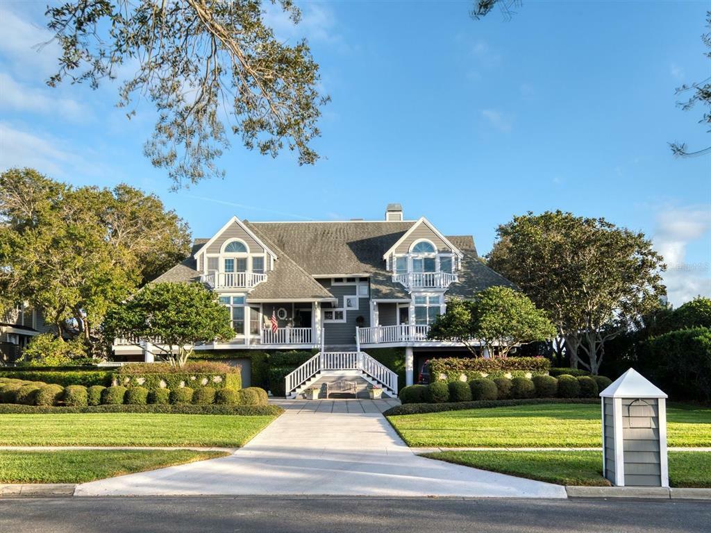 Property Photo: 430 Saint Andrews Drive FL 33756