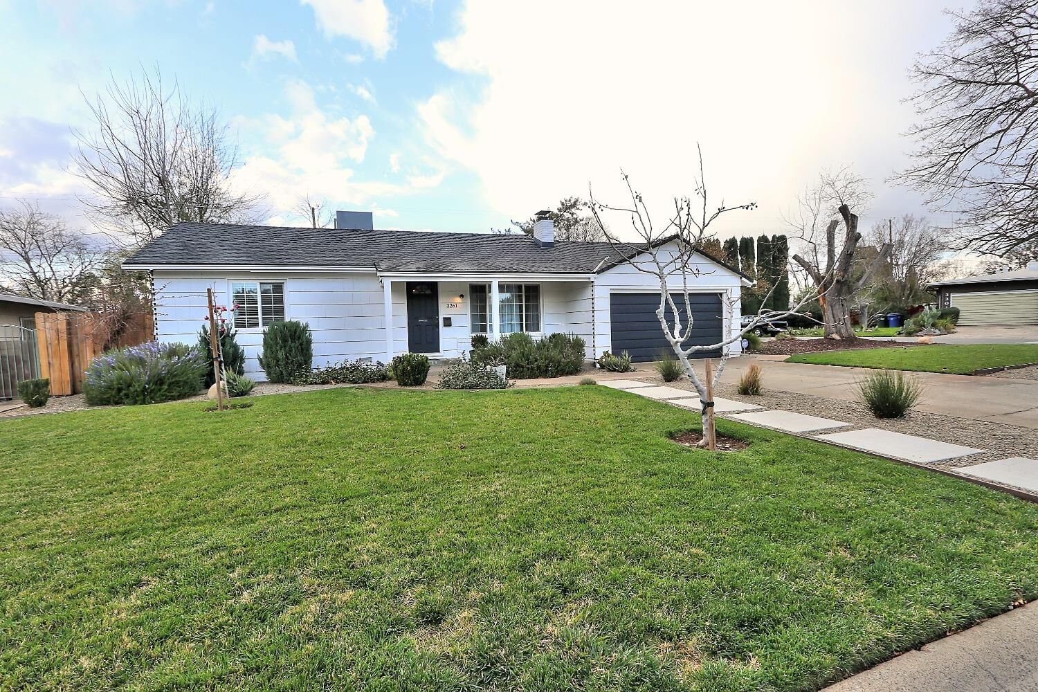 Property Photo: 3261 Saint Mathews Drive CA 95821