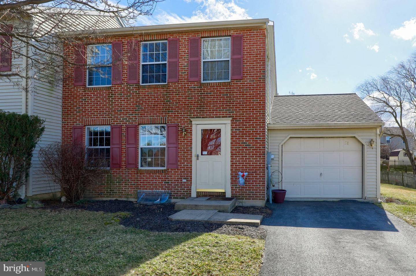 Property Photo:  58 Chelmsford Drive  PA 17547 