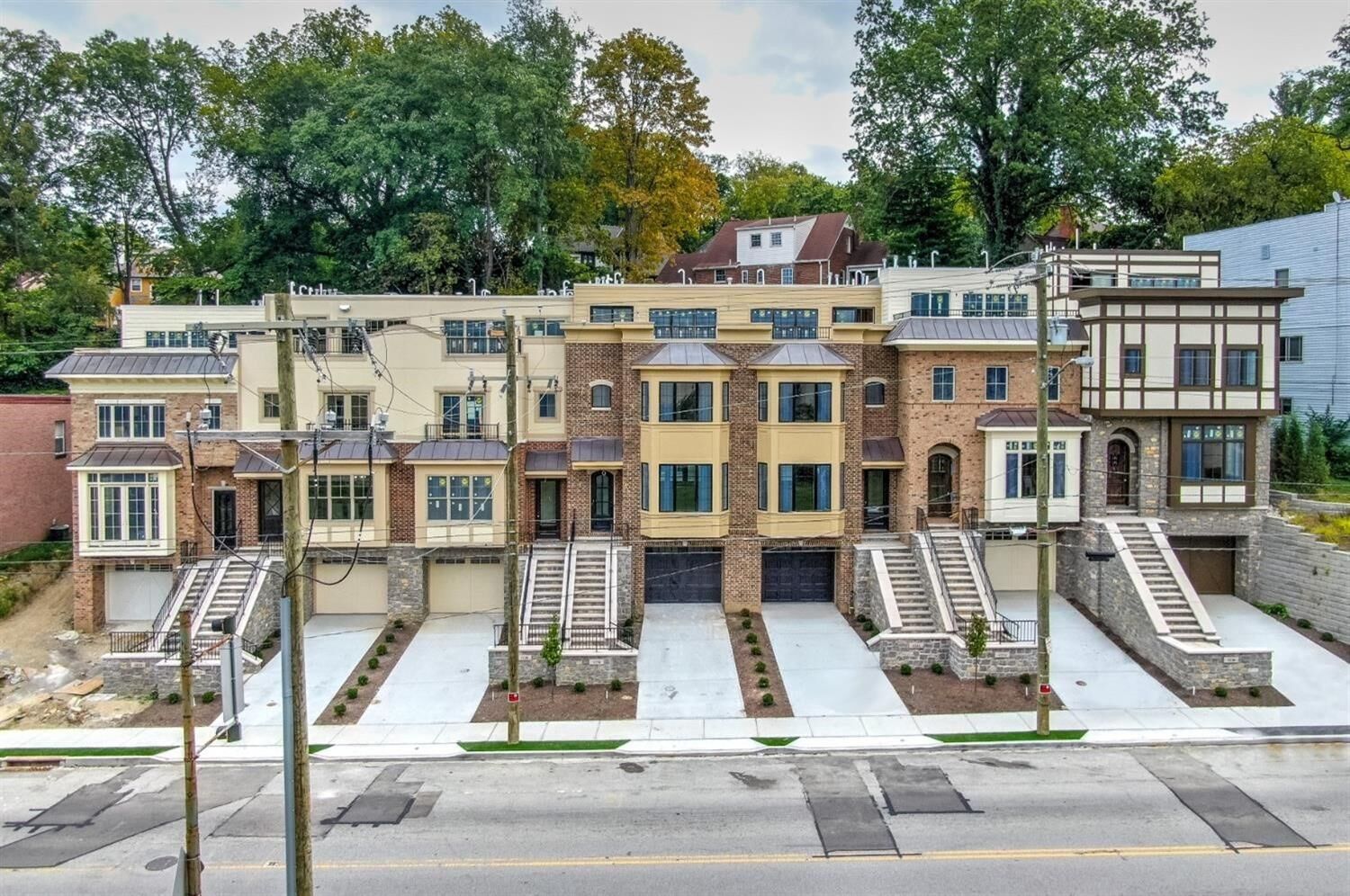 Property Photo:  3234 Linwood Ave 6  OH 45226 