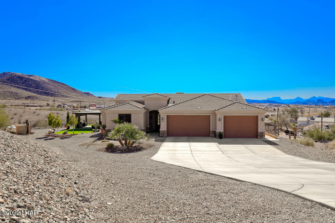 Property Photo:  4032 Coral Reef Ln  AZ 86406 