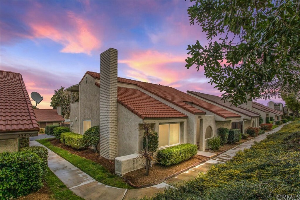 Property Photo: 25432 Lawton Avenue CA 92354